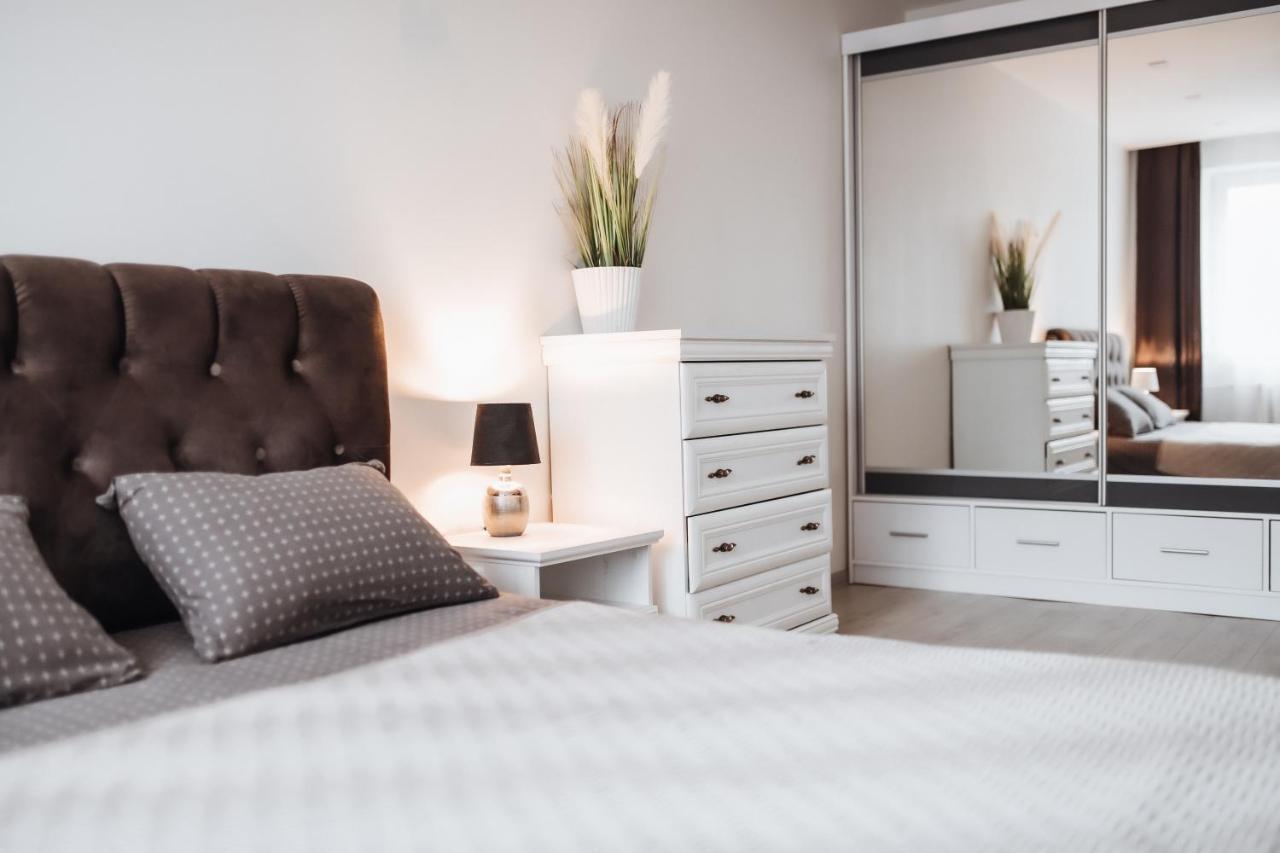 Luxury Apartments In City Center, Siauliai Bagian luar foto